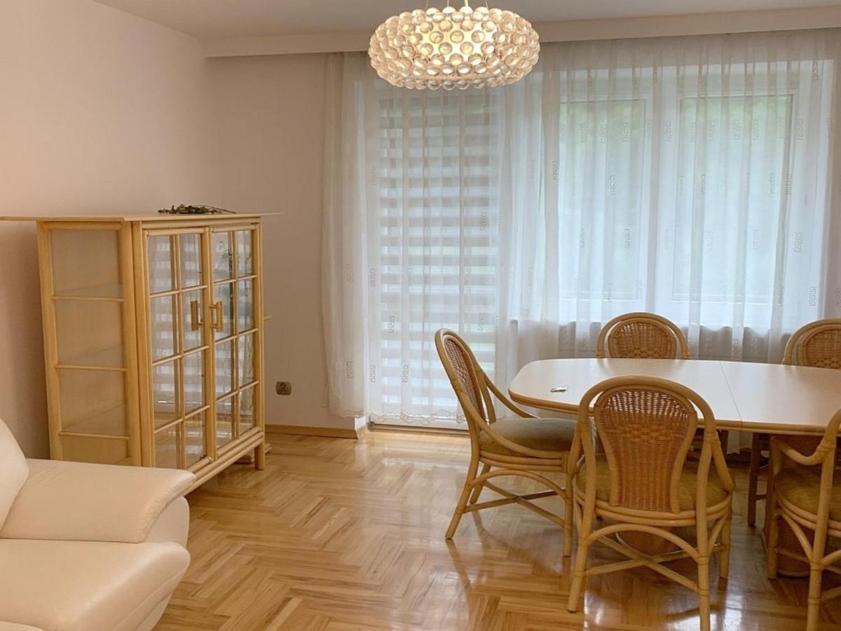 Lagiewniki Apartment *