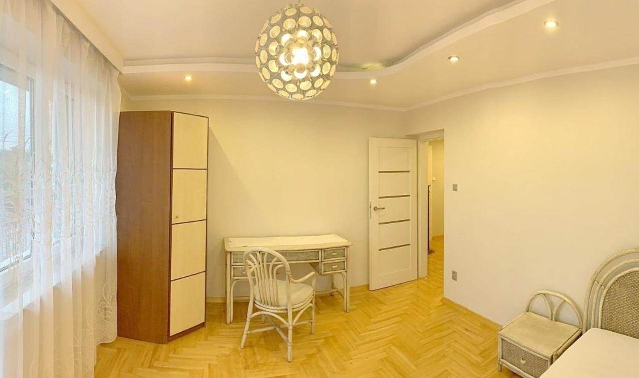 Lagiewniki Apartment *